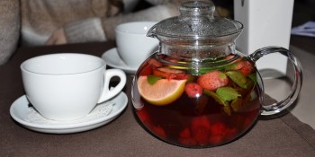 strawberry-tea